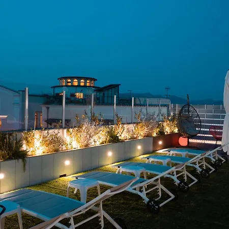 & Rooftop - Sky شقة *