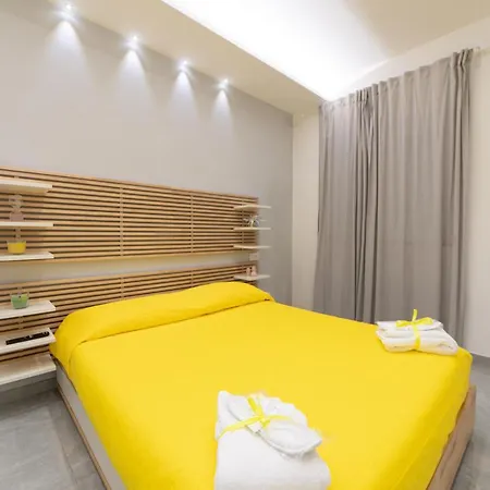 & Rooftop - Sky Pompei