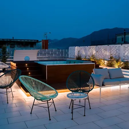 & Rooftop - Sky Apartment