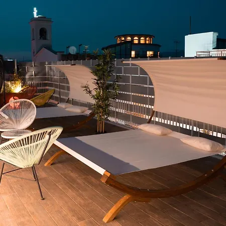 & Rooftop - Sky شقة بومبيي