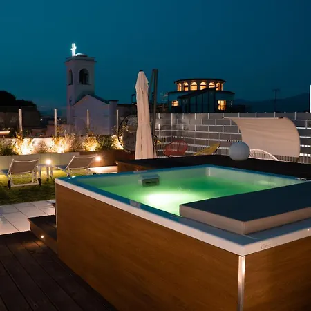 & Rooftop - Sky Apartment